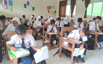 Antusias! Hari Pertama PAS Ganjil MTsN 4 Madiun