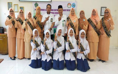 Pengukuhan Kader dan Duta Bunda Modiis MTsN 4 Madiun